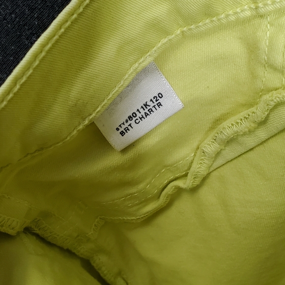 J BRAND Bright Yellow Mid-Rise Skinny Jeans Size 27 Brt Chartr 8011K120 - Picture 10 of 11